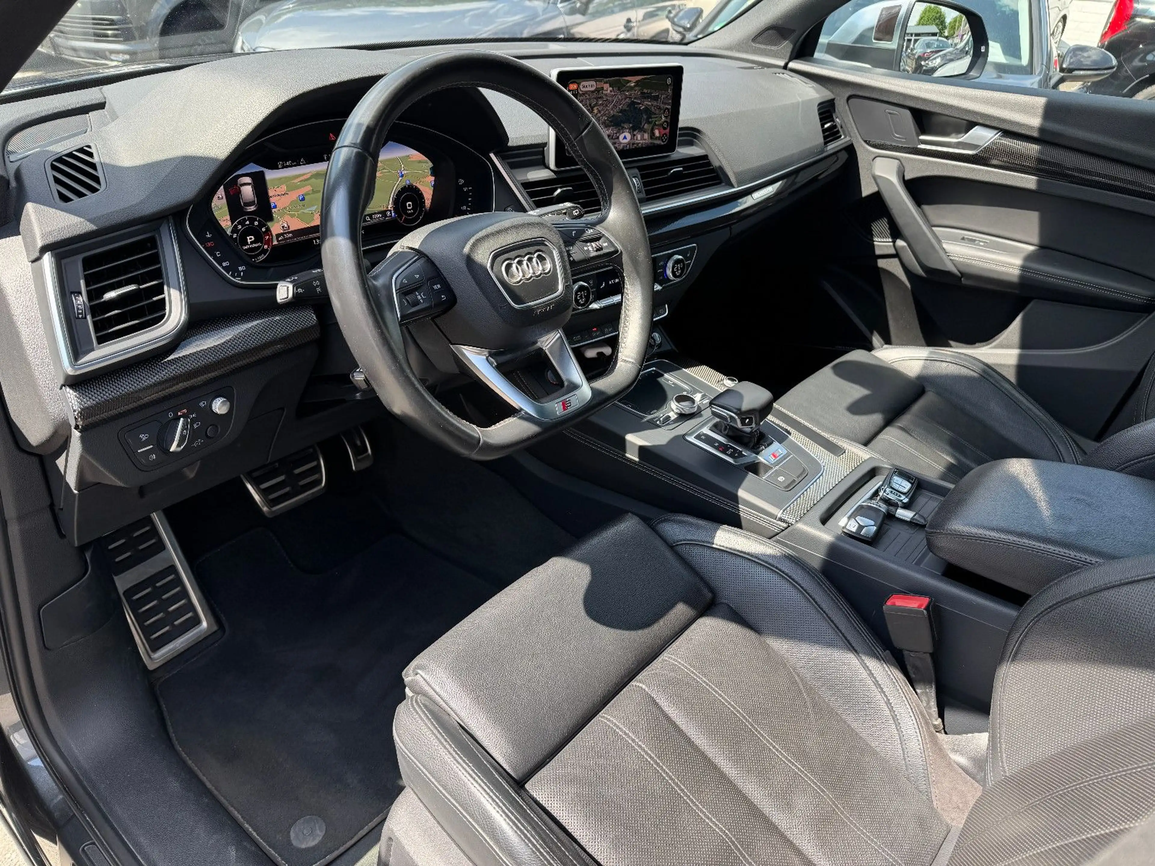 Audi SQ5 4x4 Matrix VC ACC AHK Spur Pano B&O Stdhzg — photo 10