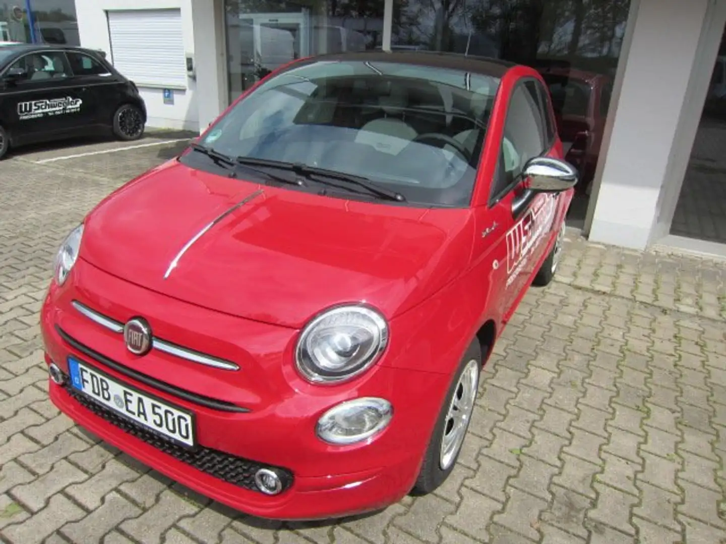 Fiat 500 1.0 GSE Hybrid Dolcevita Rood - 1