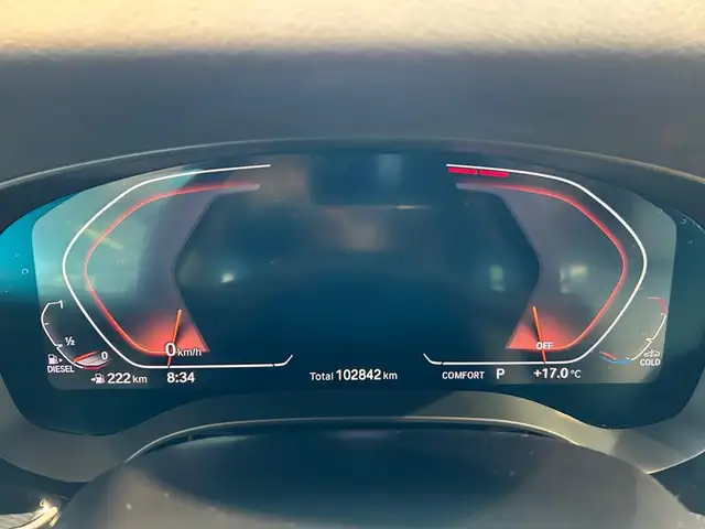 BMW 5 Series view 13