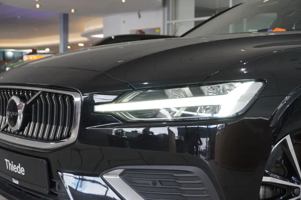 Volvo V60 Kombi T6 PHEV HYBRID AWD NAVI/LED/KAMERA/DAB, миниатюра 5