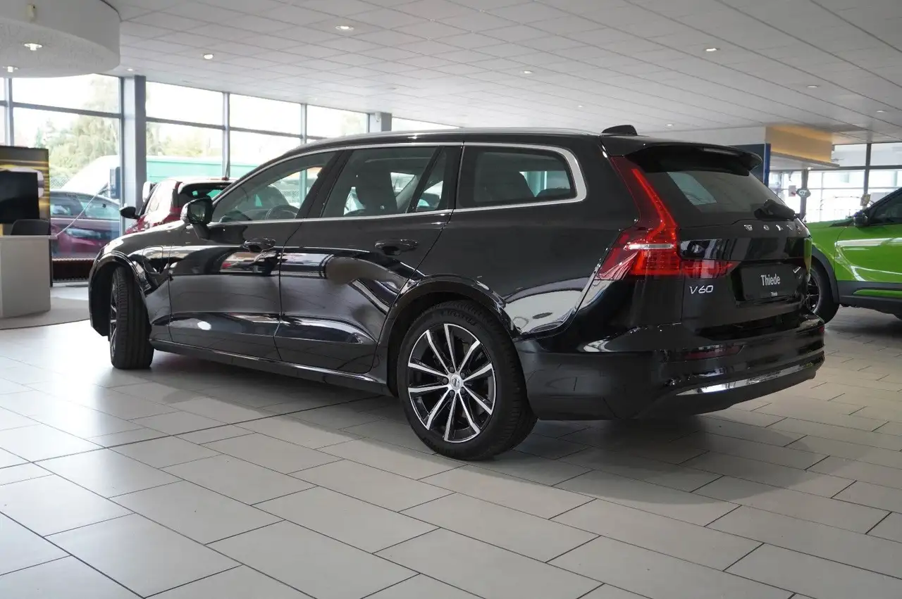Volvo V60 Kombi T6 PHEV HYBRID AWD NAVI/LED/KAMERA/DAB, миниатюра 11