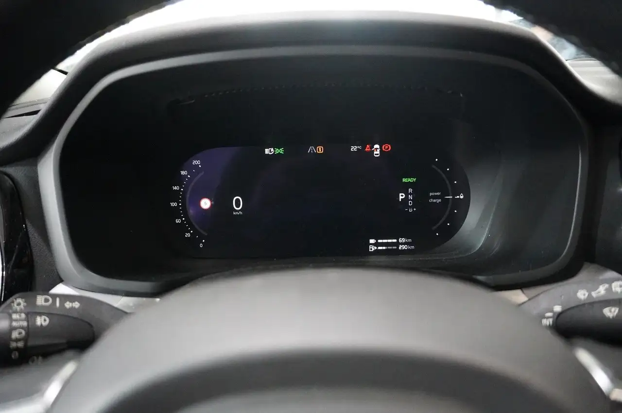 Volvo V60 Kombi T6 PHEV HYBRID AWD NAVI/LED/KAMERA/DAB, миниатюра 22