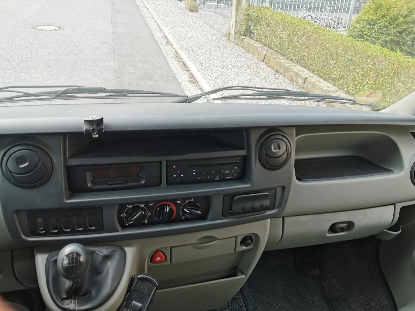 Renault Master Master 2.5 dCi L2H3 Argent - 1