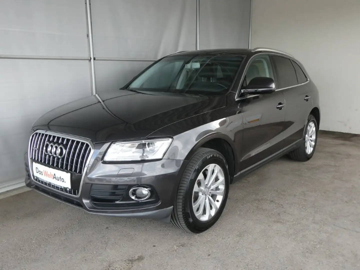 Audi Q5 2.0 TDI quattro intense Grau - 1