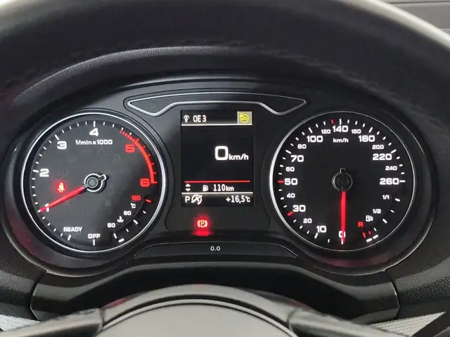 Audi Q2 view 10