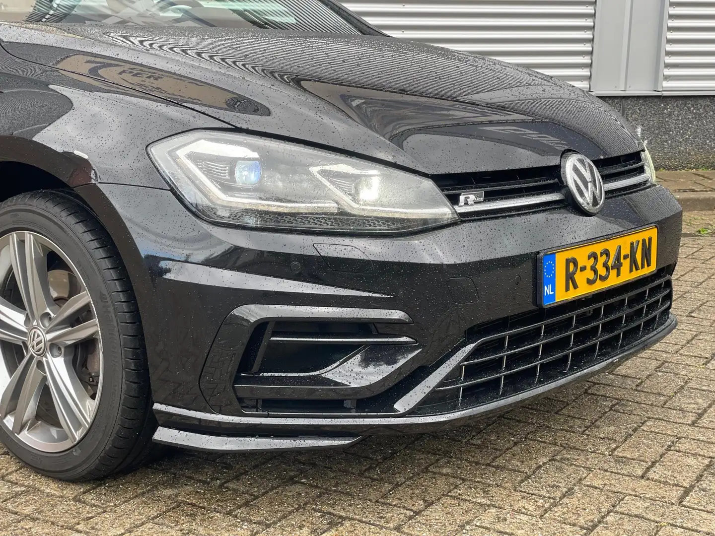 Volkswagen Golf 2.0 TDI R-Line 2X DSG Virtual | CarPlay Zwart - 2