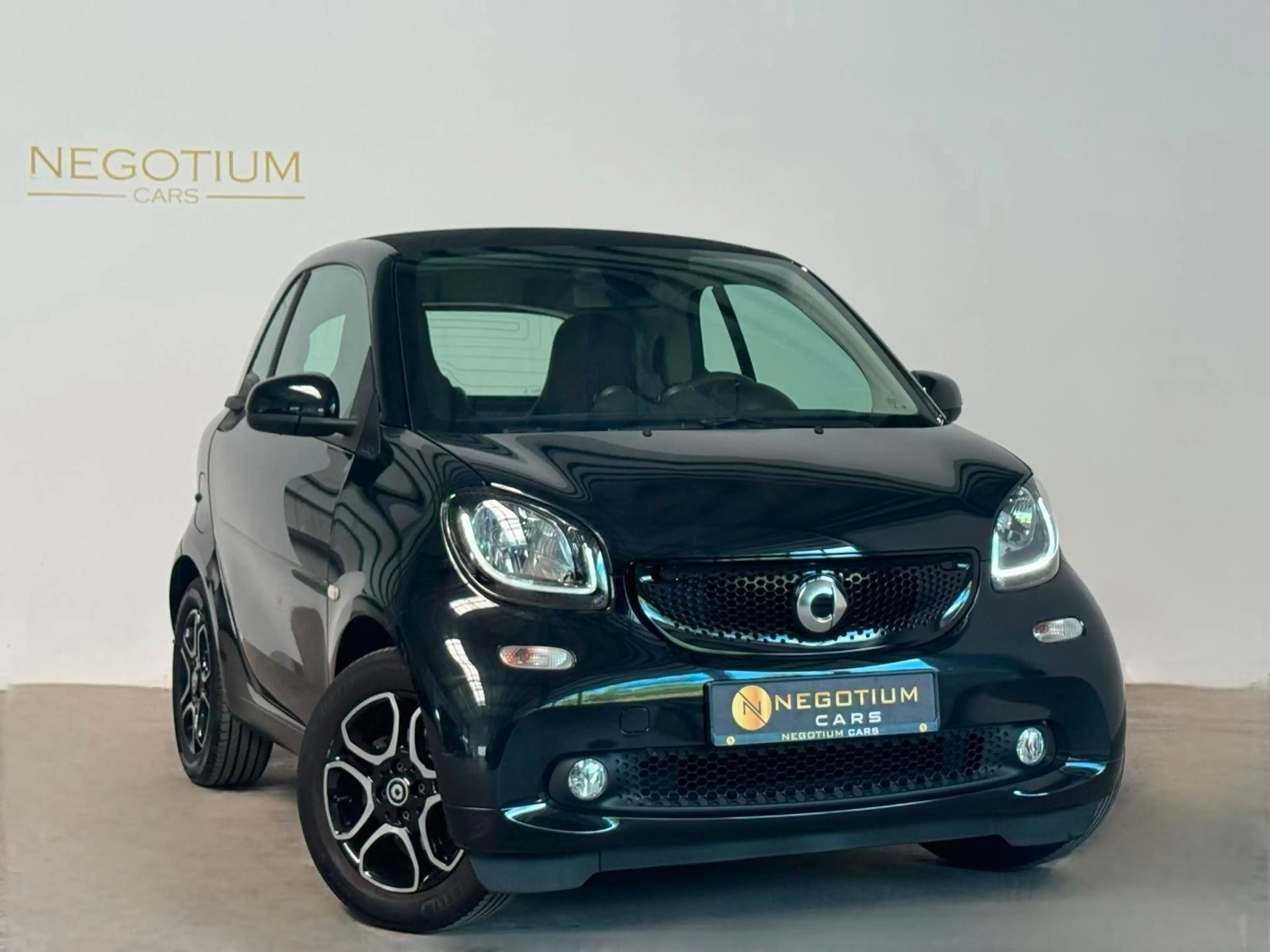 smart forTwo coupe  PRIME LED NAVI AUT. SHZ TEMPO 90PS — photo 3