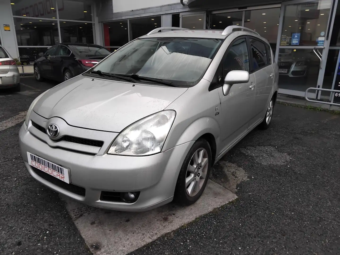 Toyota Corolla Verso 2.0D4D Luna Plateado - 1