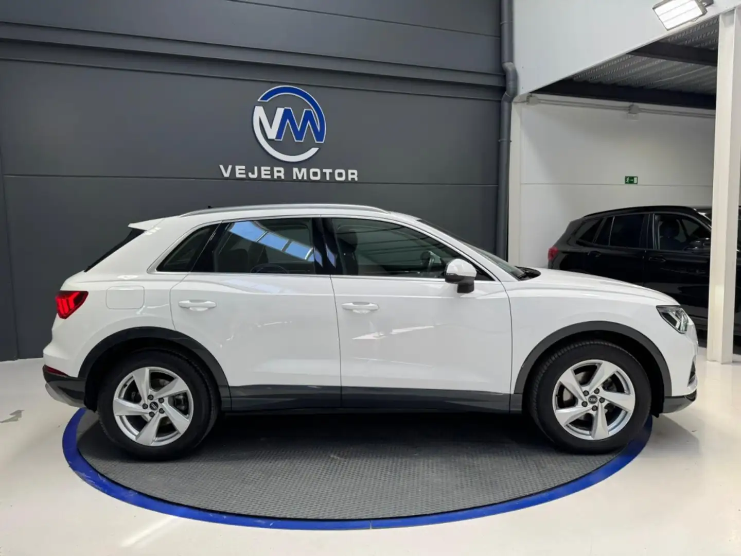 Audi Q3 35 TFSI Advanced Blanco - 2