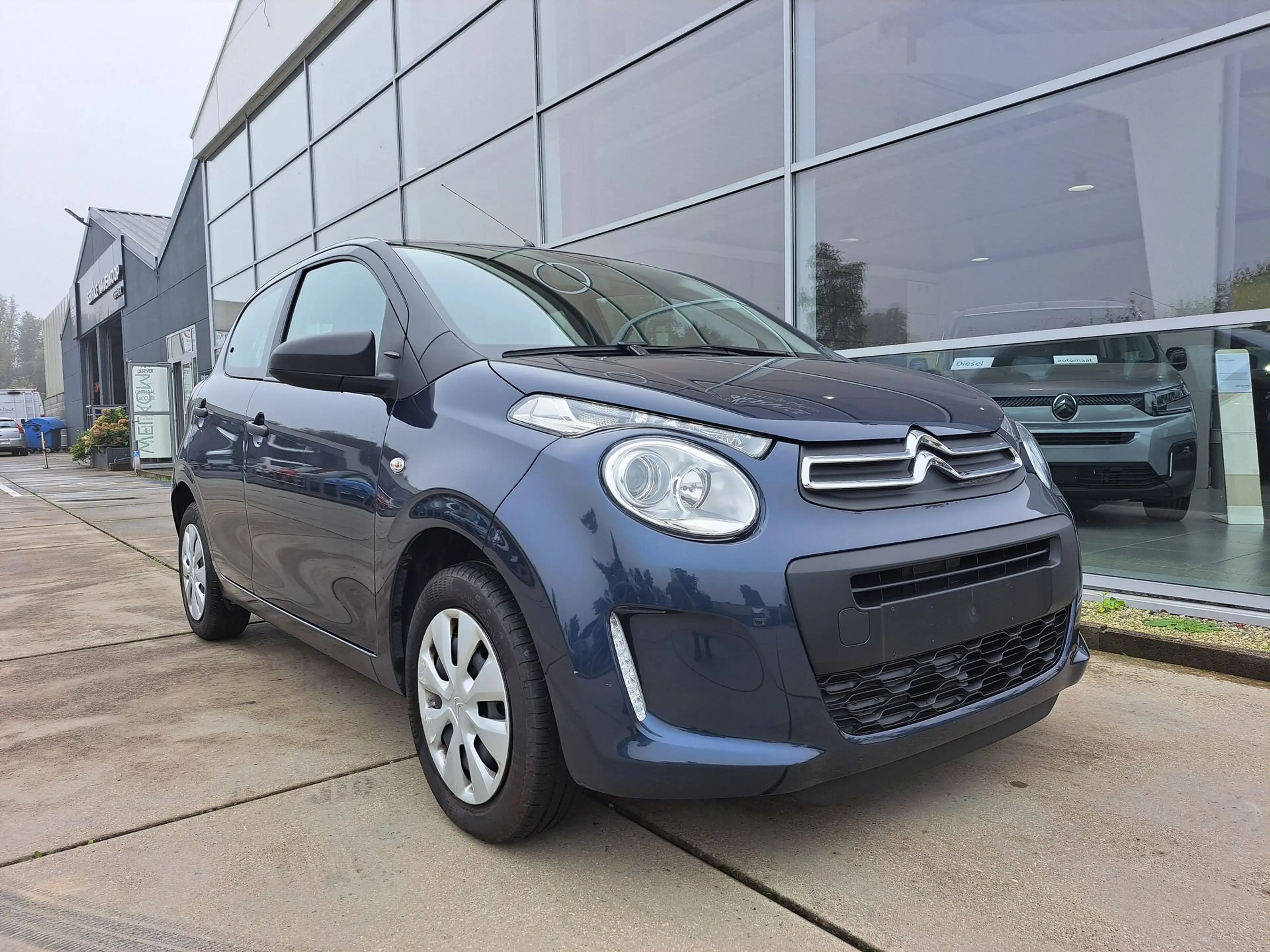 Citroen C1 VTi Live — photo 6