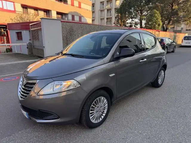 Lancia Ypsilon 1.2  BENZINA  EURO 6   !!!