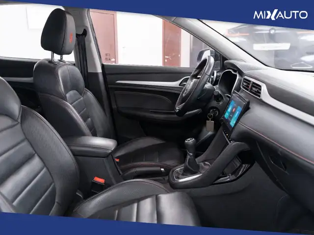 MG ZS view 14