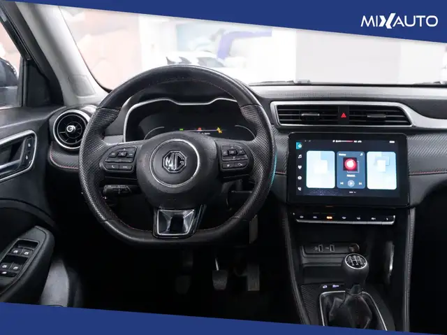 MG ZS view 11