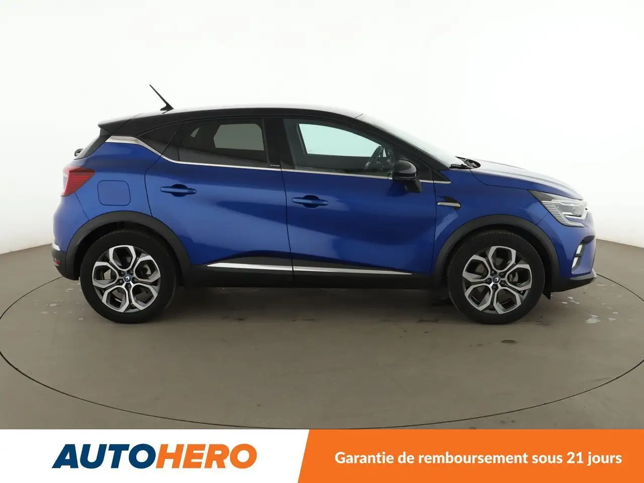 Renault Captur — photo 7