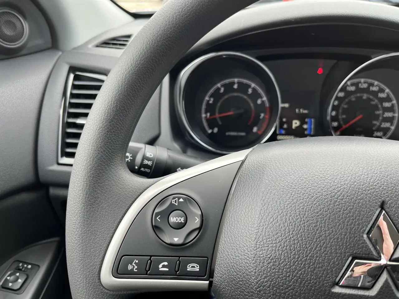 Mitsubishi RVR снимка Mitsubishi RVR