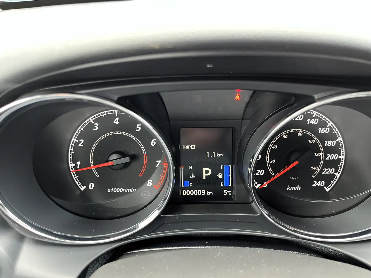 Mitsubishi RVR снимка Mitsubishi RVR