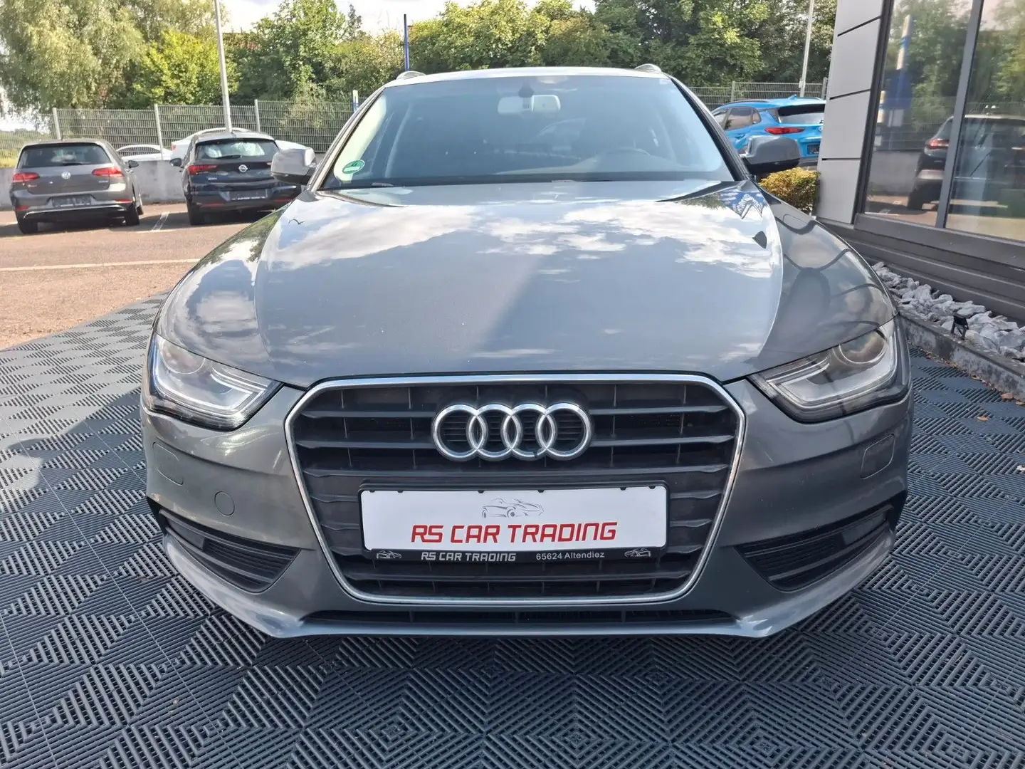 Audi A4 Avant Attraction*140kw*Alu*LED*Tüv 2-26* Gris - 2