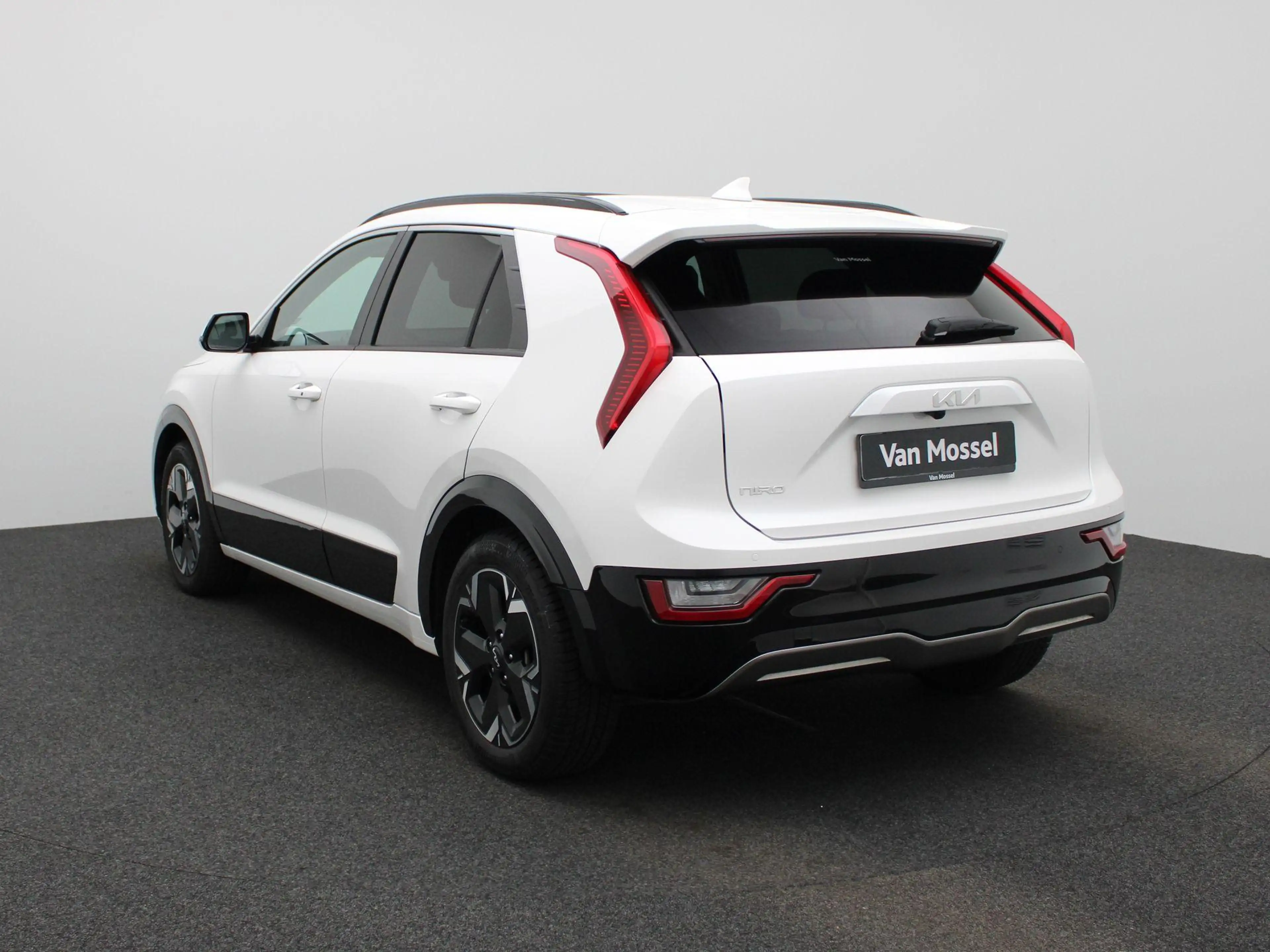 Kia e-Niro EV DynamicPlusLine 64.8 kWh 204PK | Schuif-/Kantel — photo 2