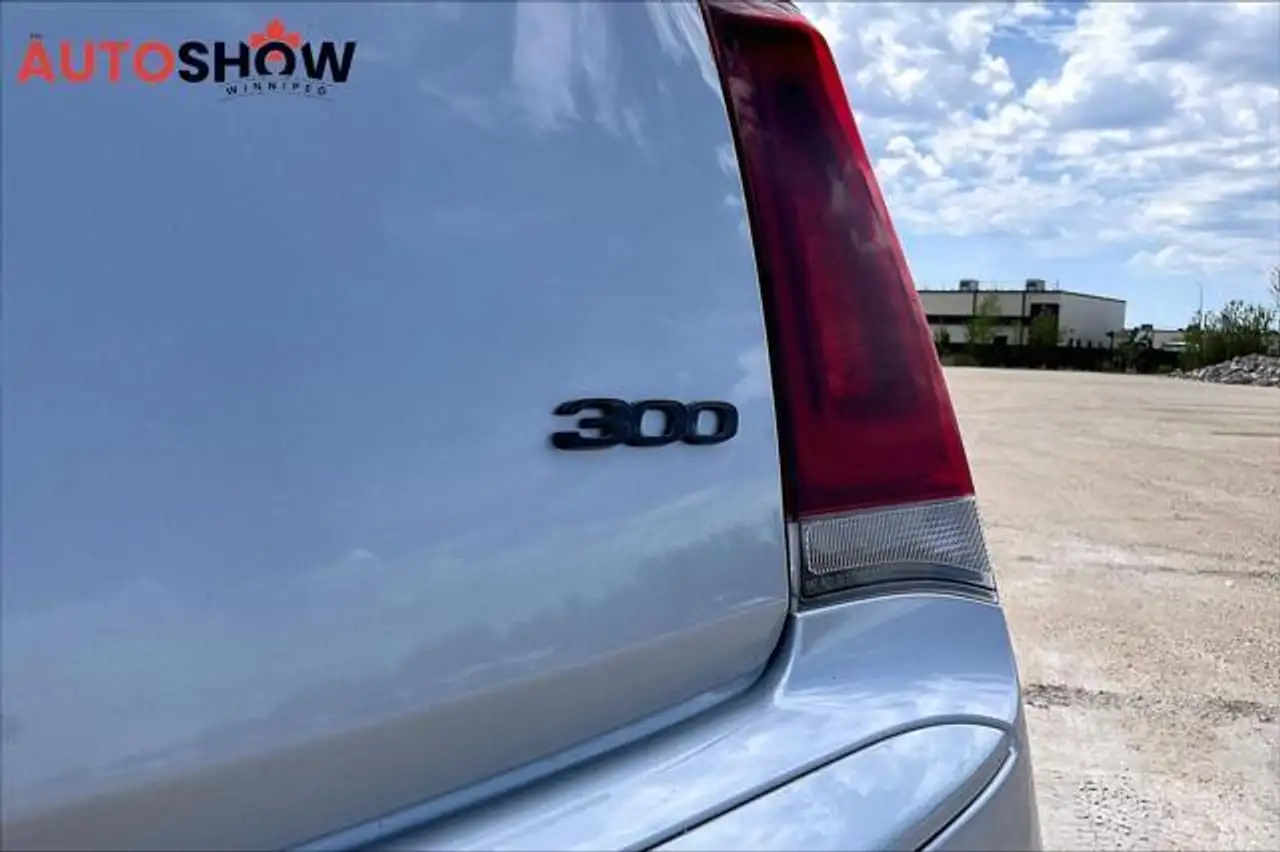 Chrysler 300 снимка Chrysler 300