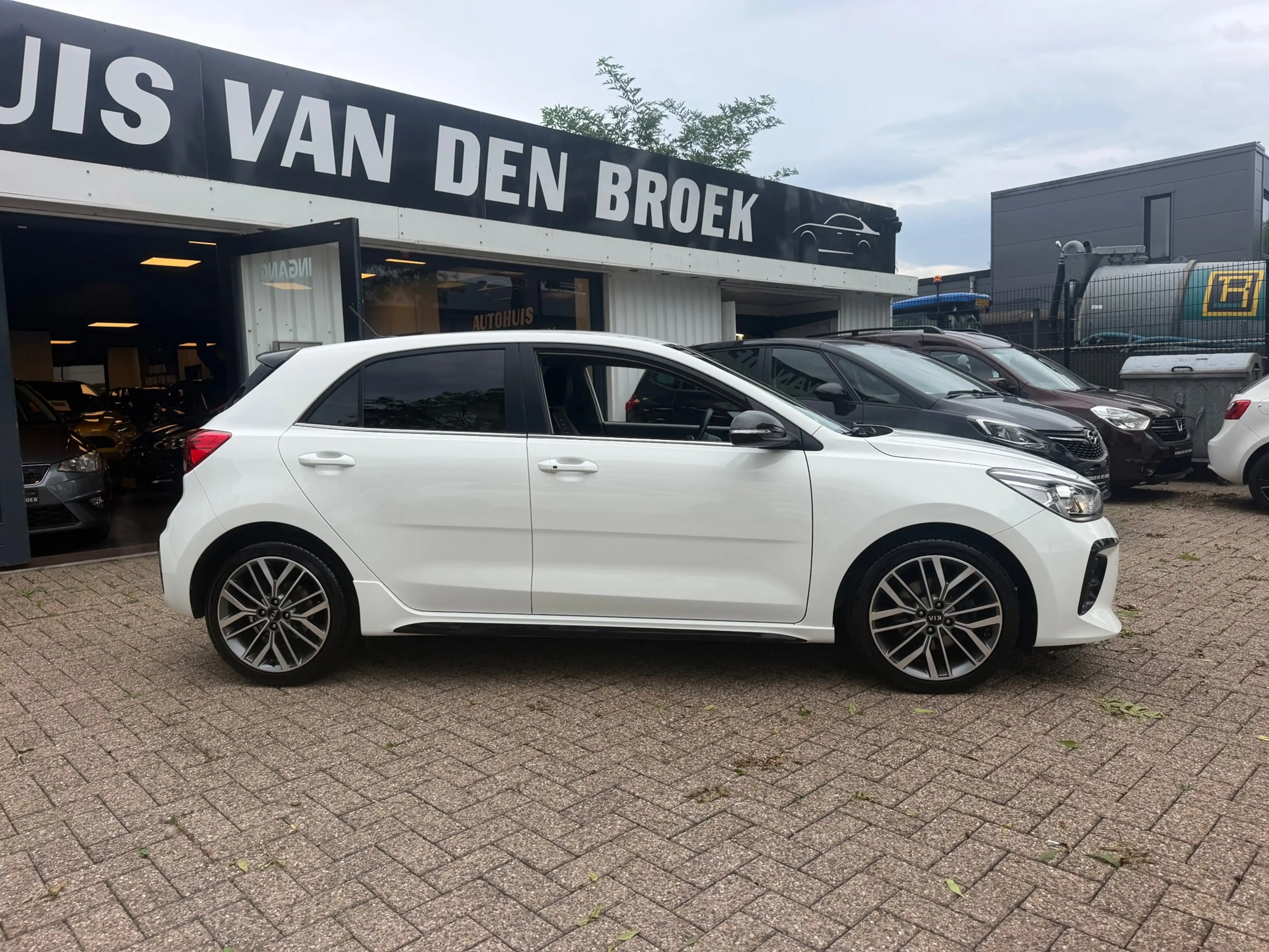 Kia Rio 1.0 TGDI GT-Line|120Pk|Navi|Cruise|Camera|Carplay| — photo 8