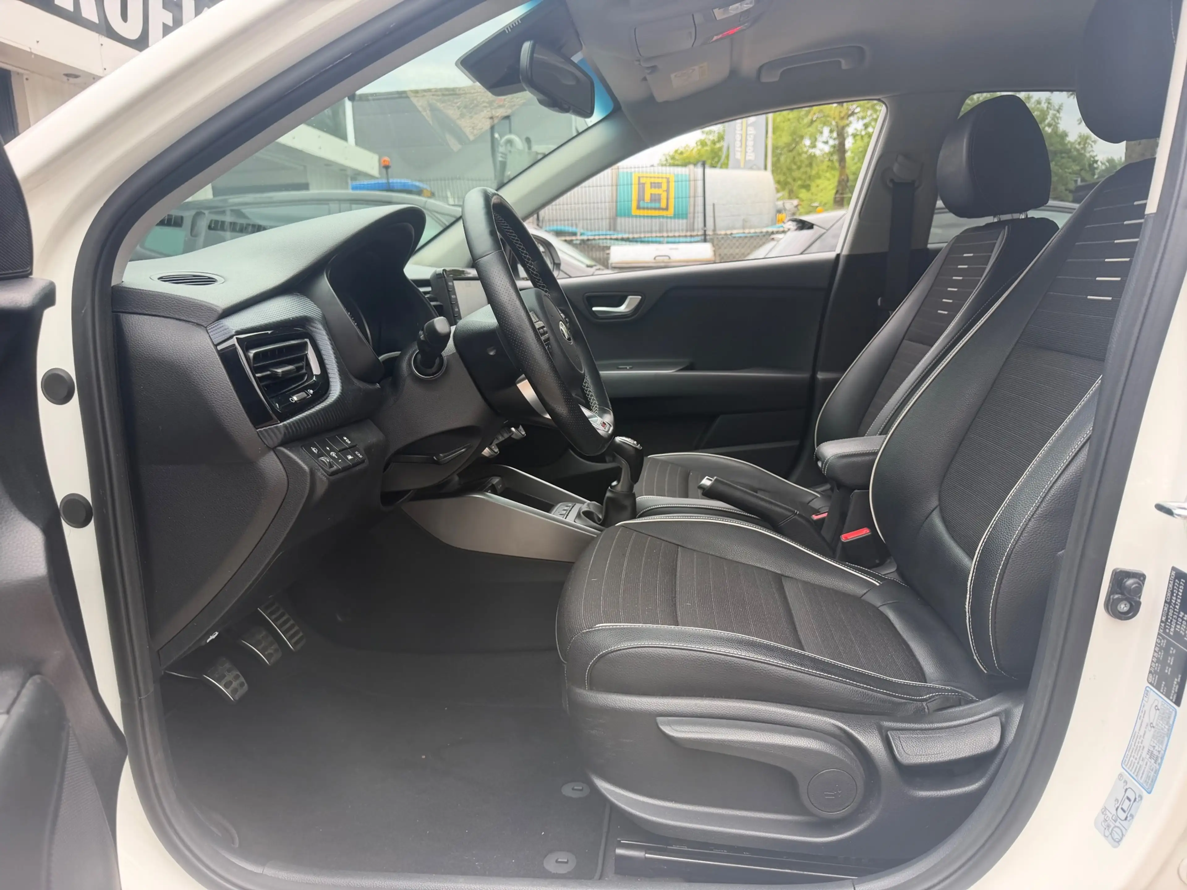 Kia Rio 1.0 TGDI GT-Line|120Pk|Navi|Cruise|Camera|Carplay| — photo 33