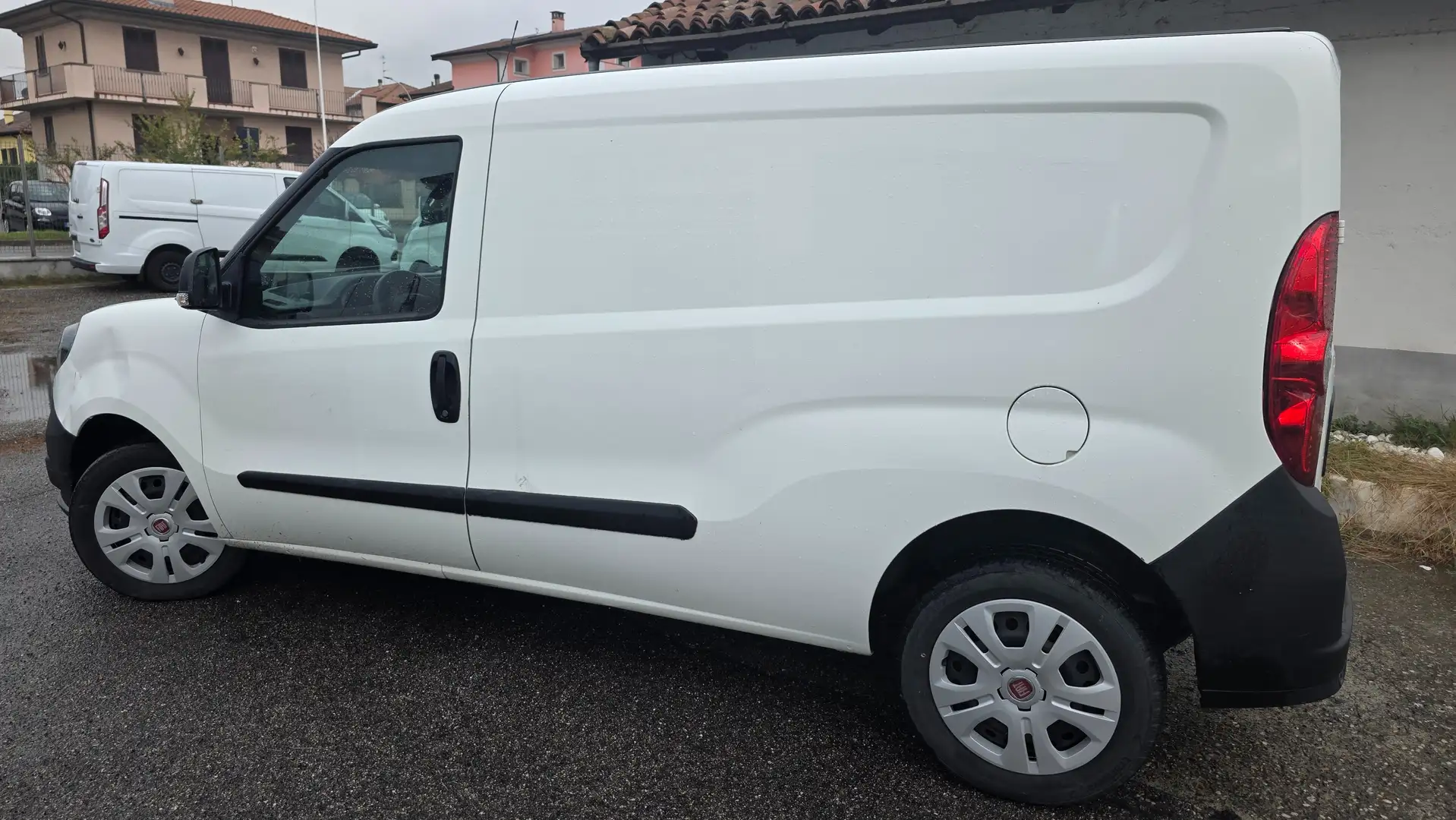 Fiat Doblo 1.4 Nat.Power PL-TN  Maxi Lounge L2H1 Haccp 3P. Blanc - 2