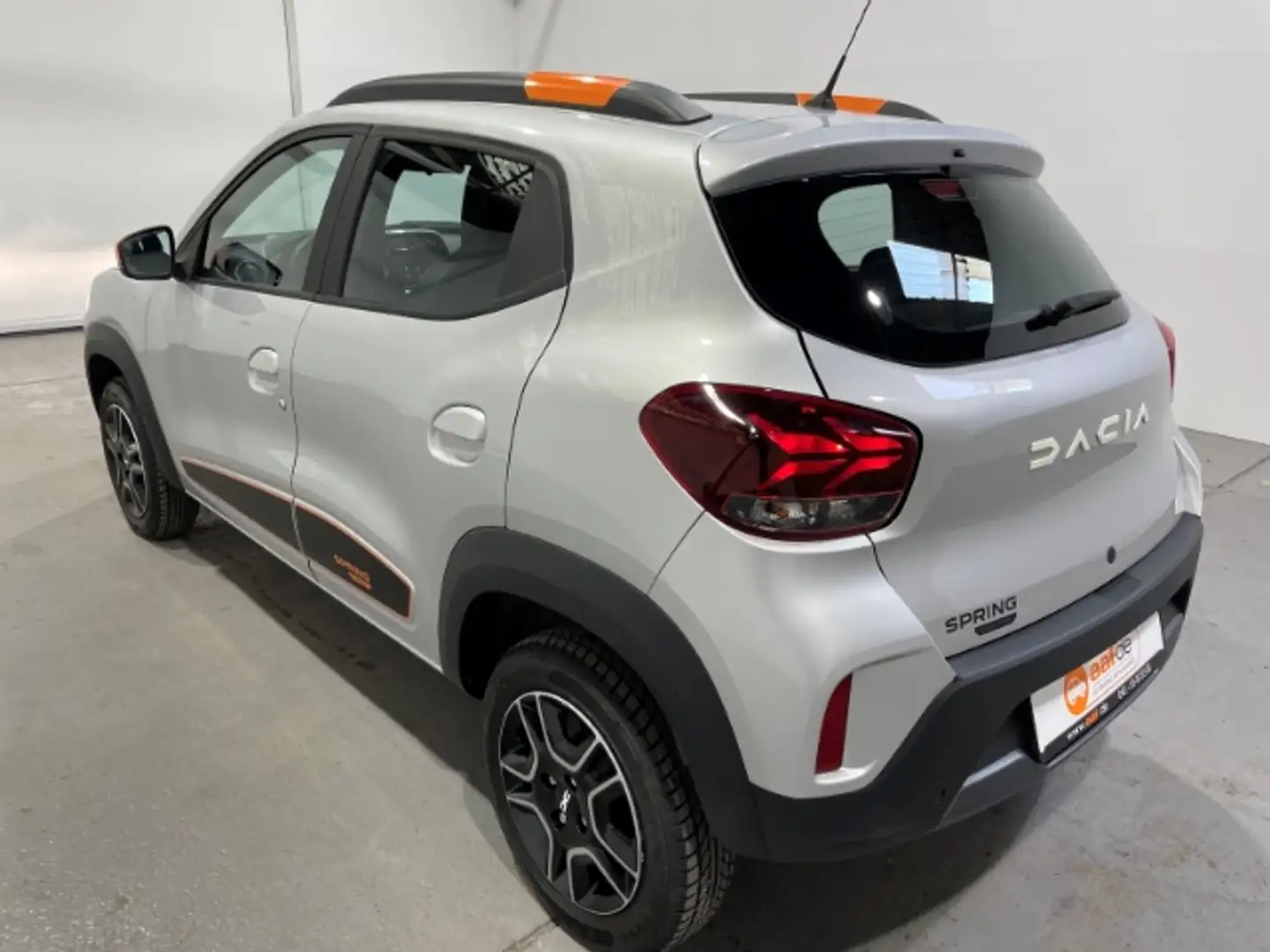 Dacia Spring Electric Essential Automatik Leder Navi Klima PDC Argent - 2