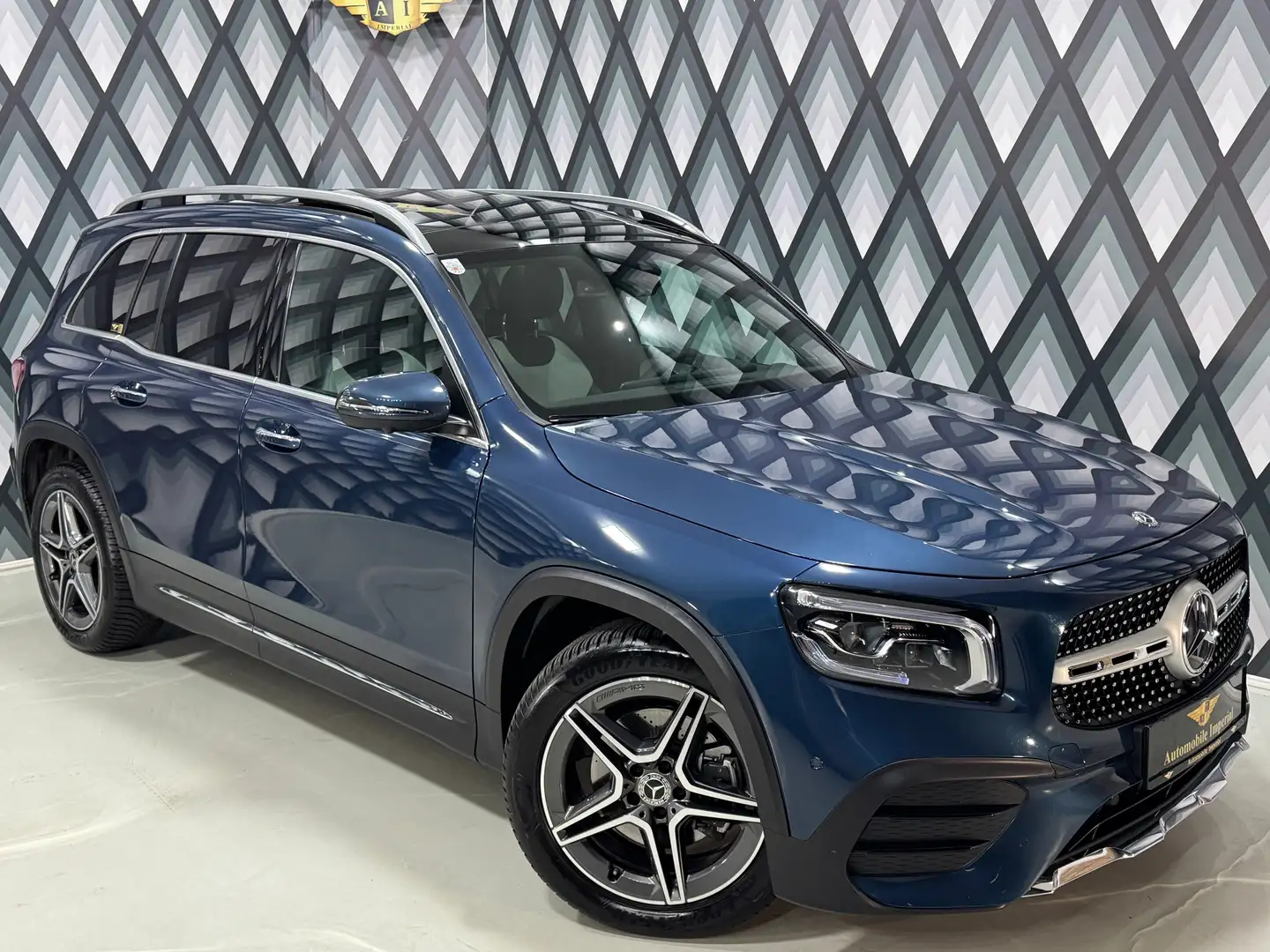 Mercedes-Benz GLB 200 d 4MATIC // AMG LINE // 7 SITZER // 1.BESITZ // Azul - 1