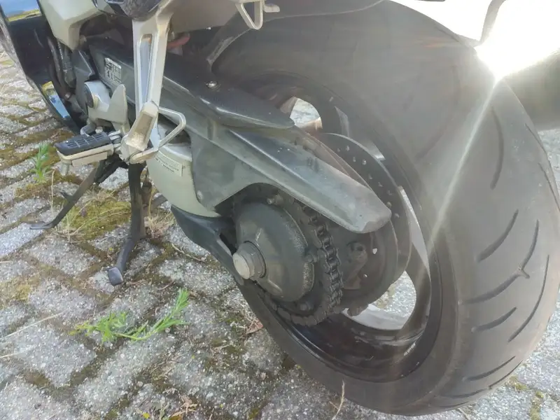 Honda VFR 800 - foto 4