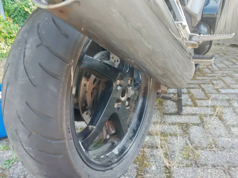 Honda VFR 800 - foto 3