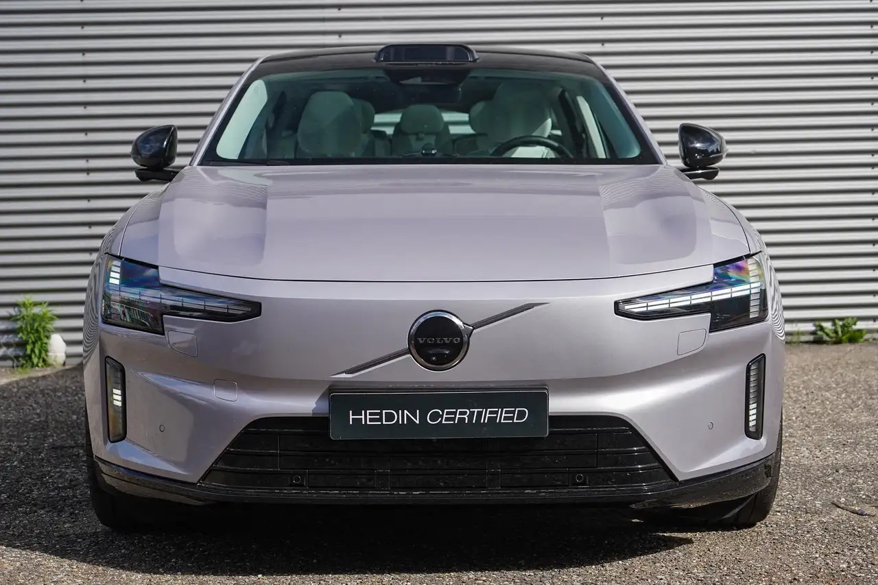 Volvo ES90 2026