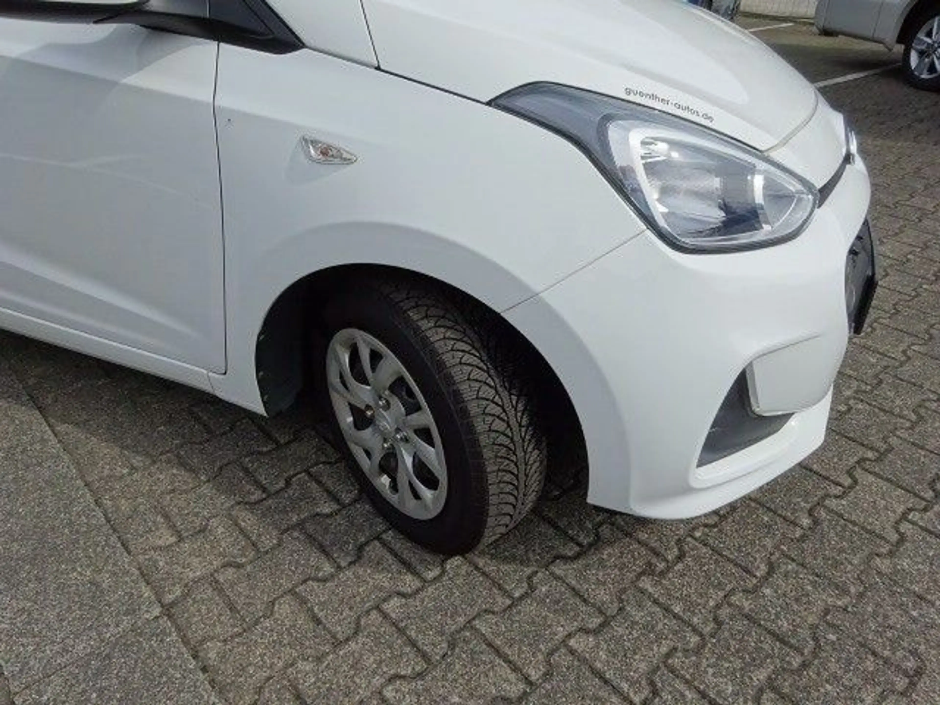 Hyundai i10 1.0 Trend*Klima*PDC*SHZ*ZV*12M Garantie — photo 6