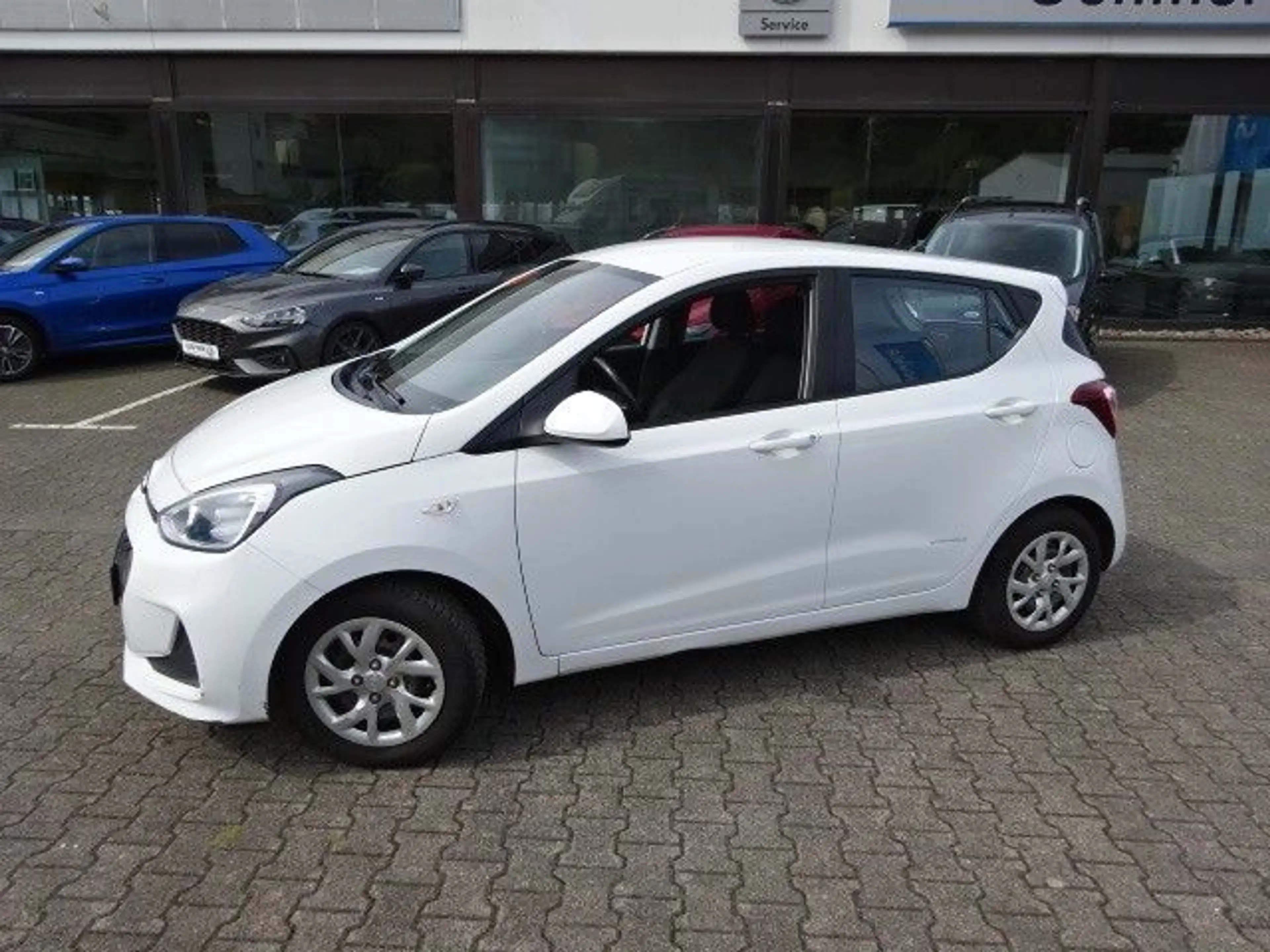 Hyundai i10 1.0 Trend*Klima*PDC*SHZ*ZV*12M Garantie — photo 3