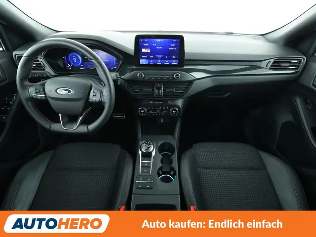 Ford Focus view 12