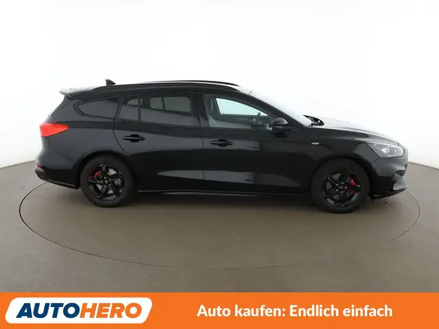 Ford Focus view 7