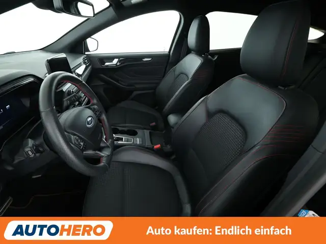 Ford Focus view 10