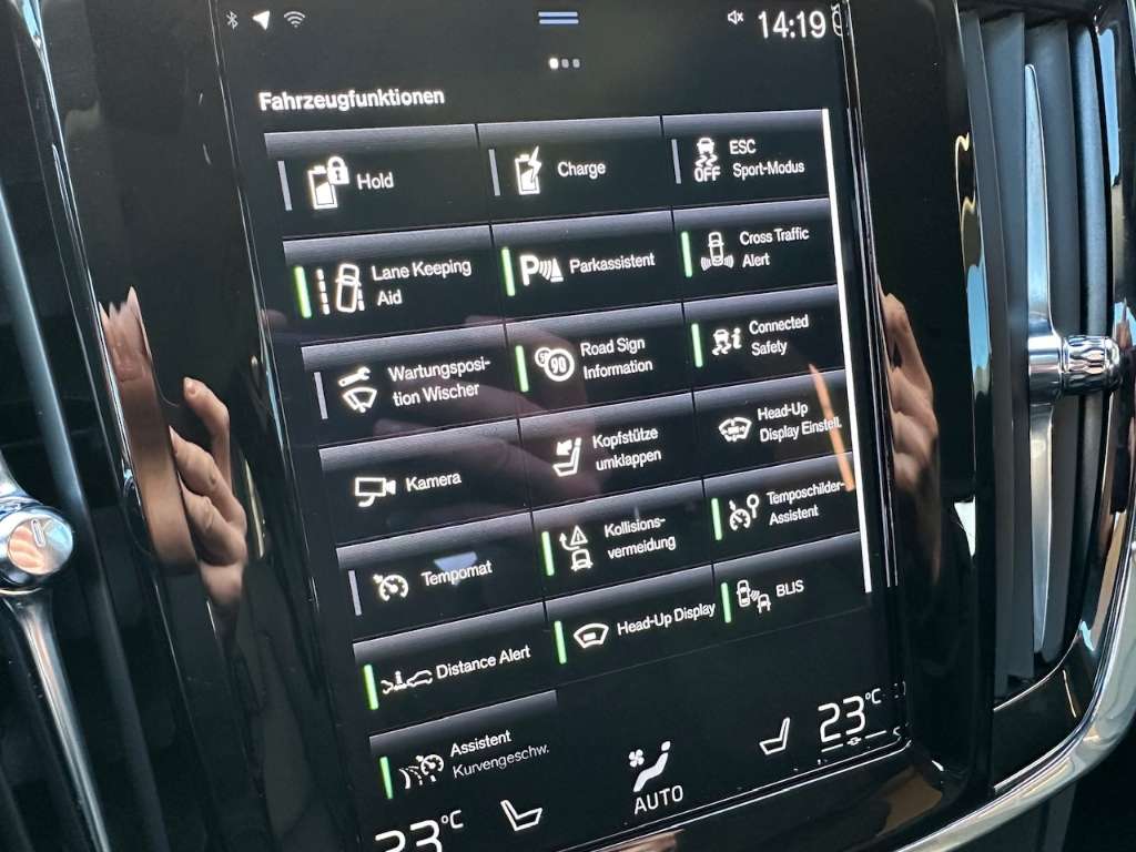 Volvo V90