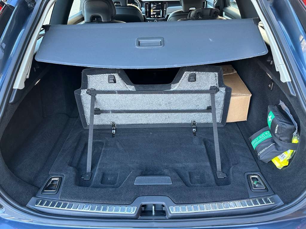 Volvo V90
