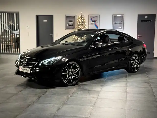 Mercedes-Benz E 350 4M Coupé AMG V6 *Performance*Keyless*360°