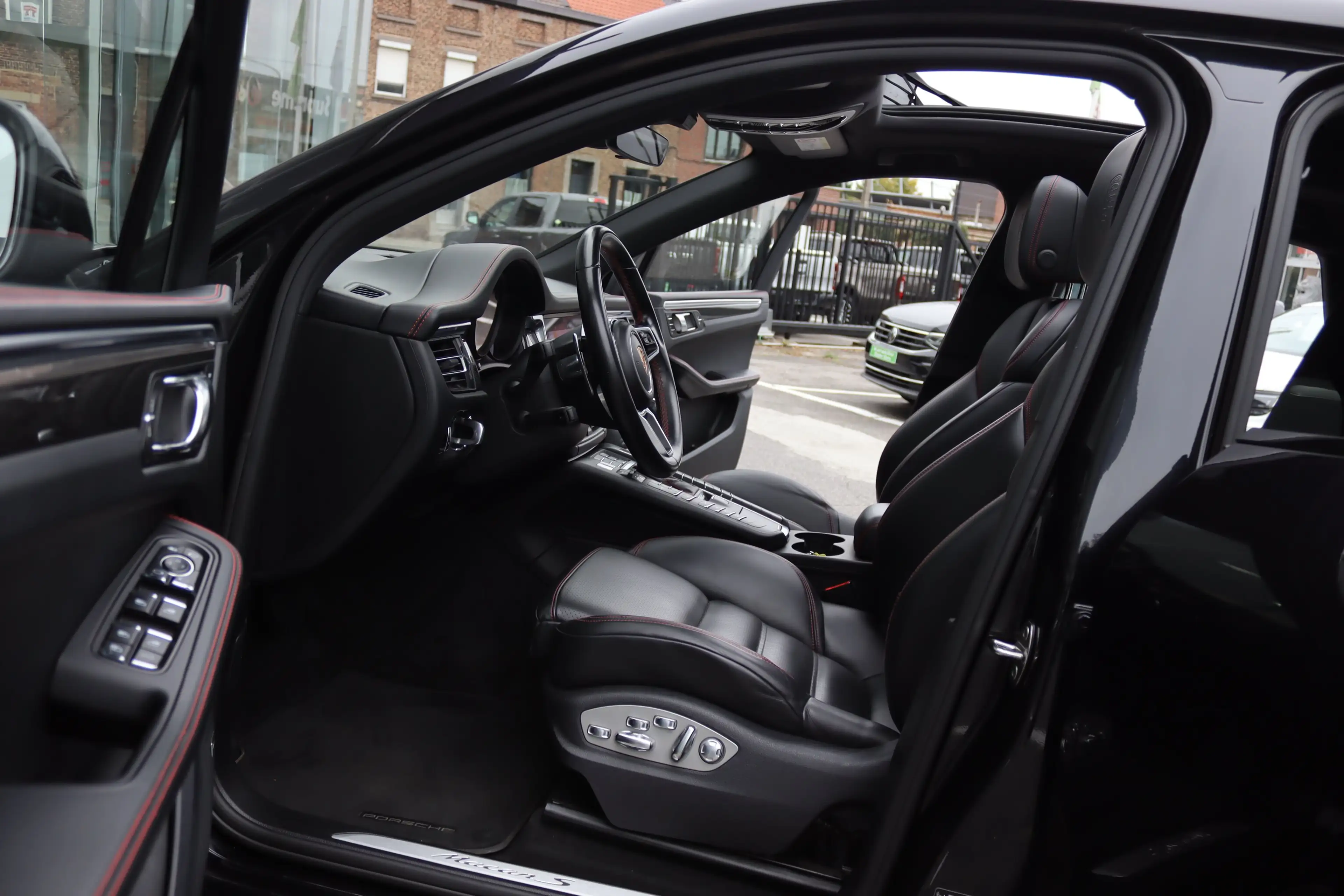 Porsche Macan S 3.0TURBO 354CV PDK TOIT PANO XENON GPS FACELIFT — photo 7