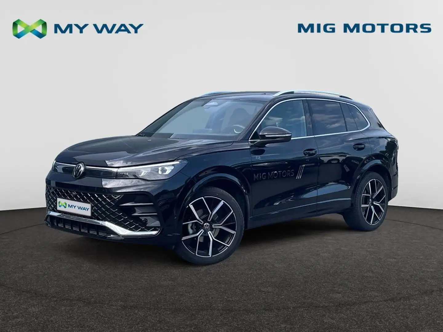 Volkswagen Tiguan R-Line 1.5 TSI (150 pk) Automaat /// Trekhaak ///  Nero - 1