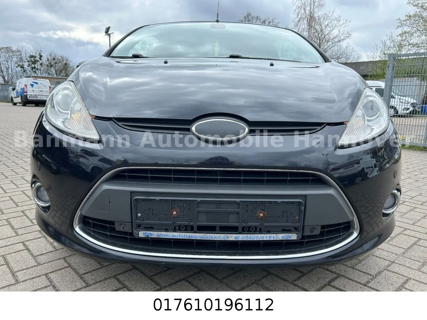 Ford Fiesta Titanium Schwarz - 2