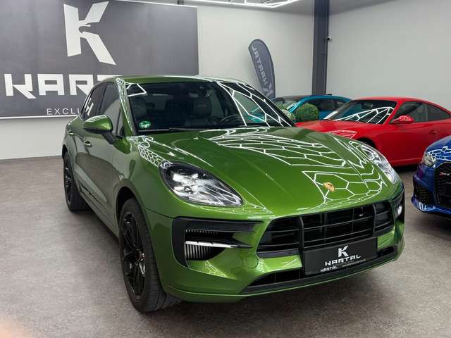 Imagine Porsche Macan GTS