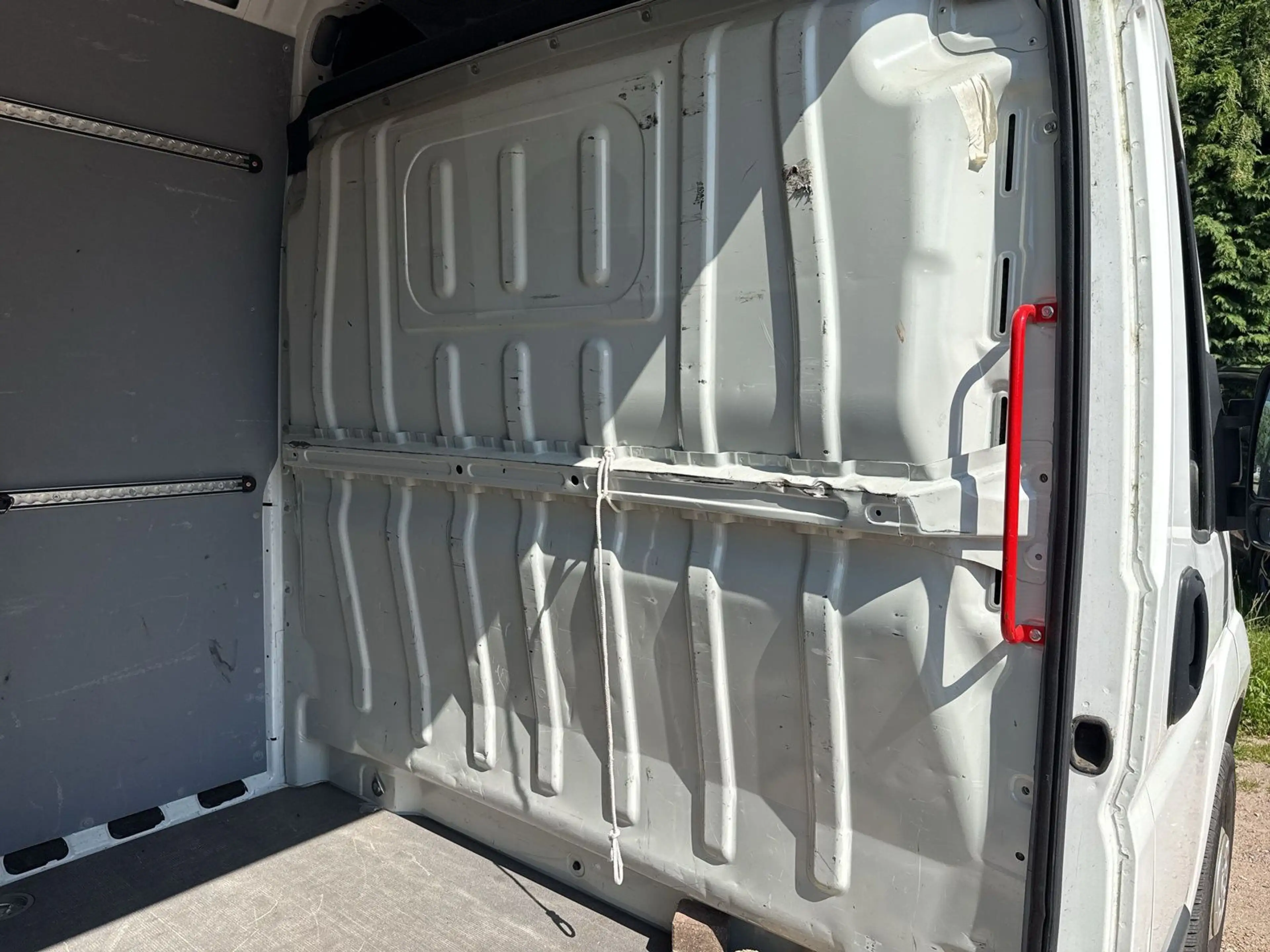Citroen Jumper Grossraumkasten 35 L3H2 Club BlueHDi 140 — photo 14