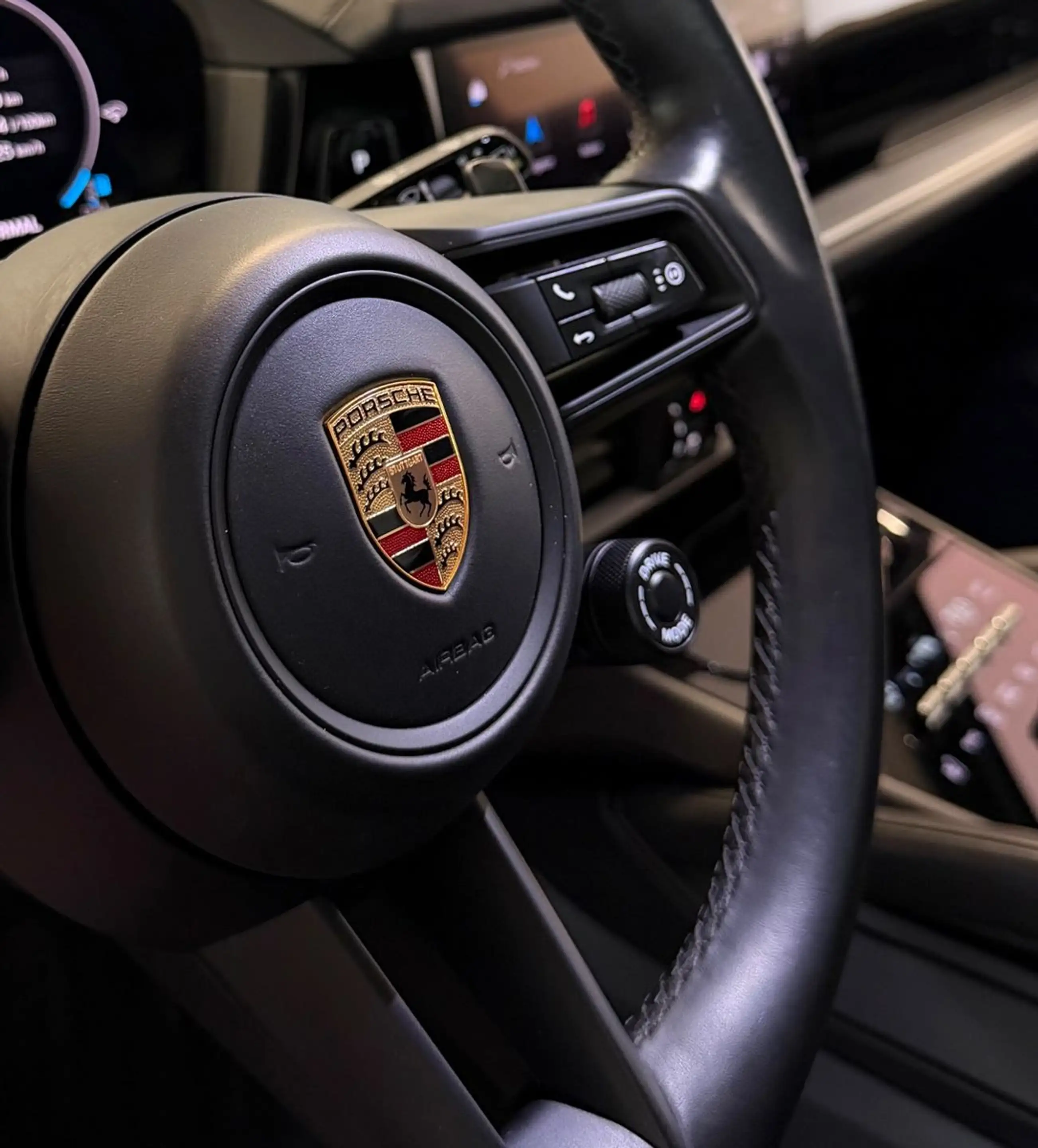 Porsche Cayenne S SpDesign I 22" I SpAbgas I Pano I AHK — photo 11