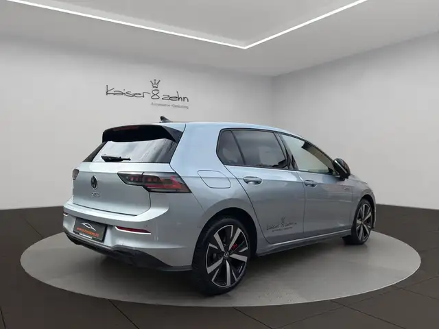 Volkswagen Golf view 8