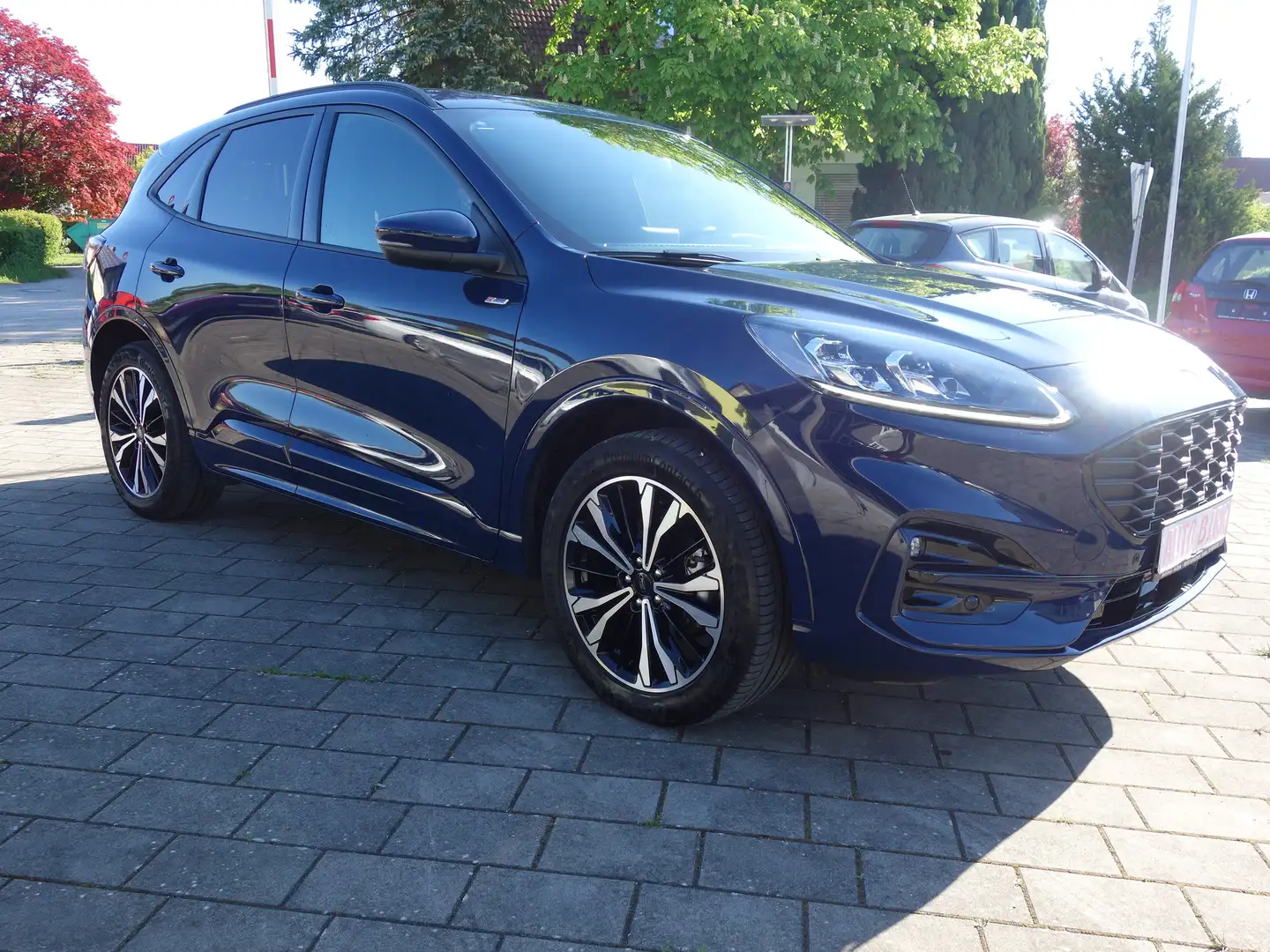 Ford Kuga Plug-In Hybrid ST-Line X Bleu - 1