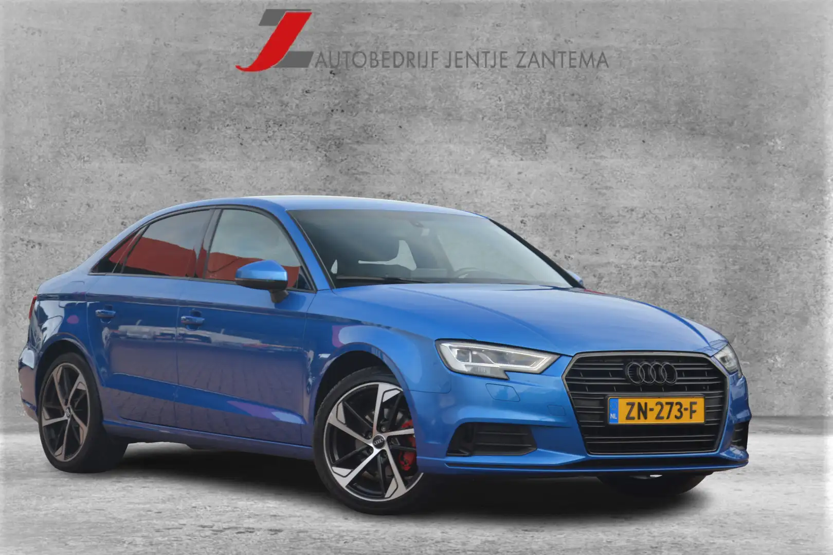 Audi A3 Limousine 30 TFSI Sport Lease Edition Nederlandse Blauw - 1