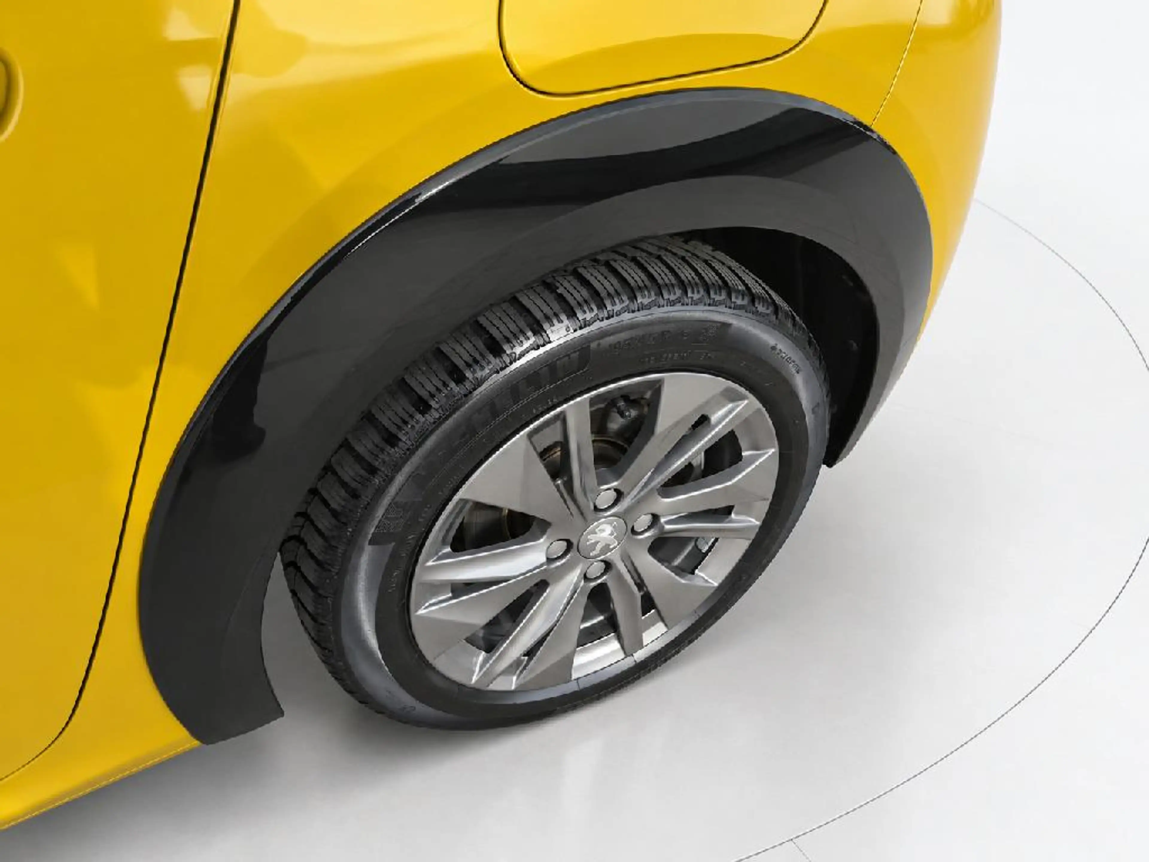 Peugeot e-208 EV Allure Pack 50 kWh SOH 91% — photo 7
