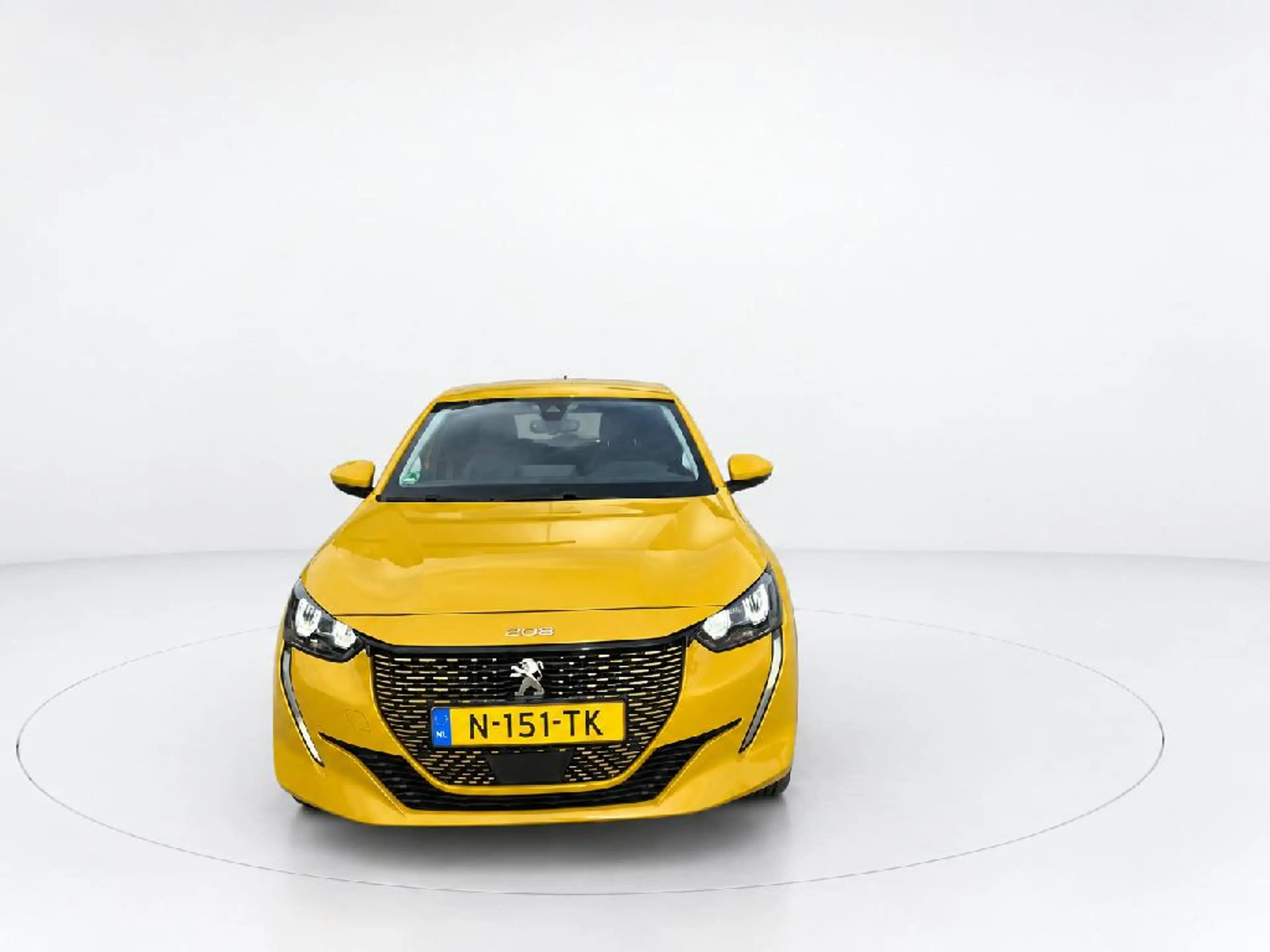 Peugeot e-208 EV Allure Pack 50 kWh SOH 91% — photo 2